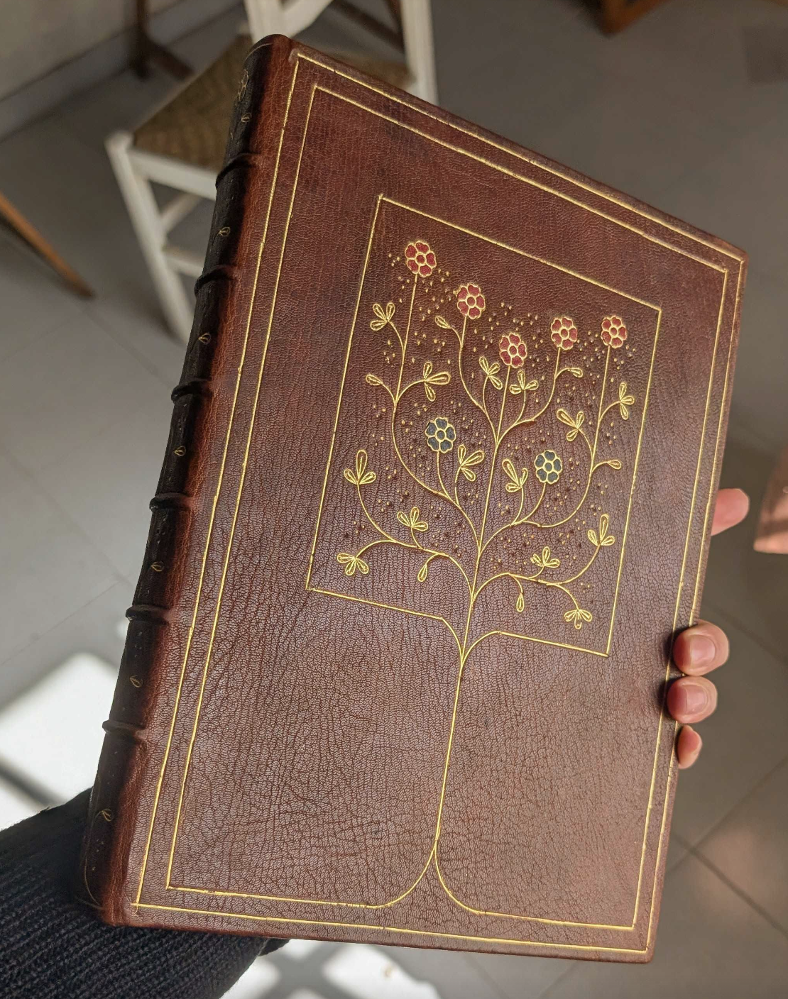 Arts and crafts style journal